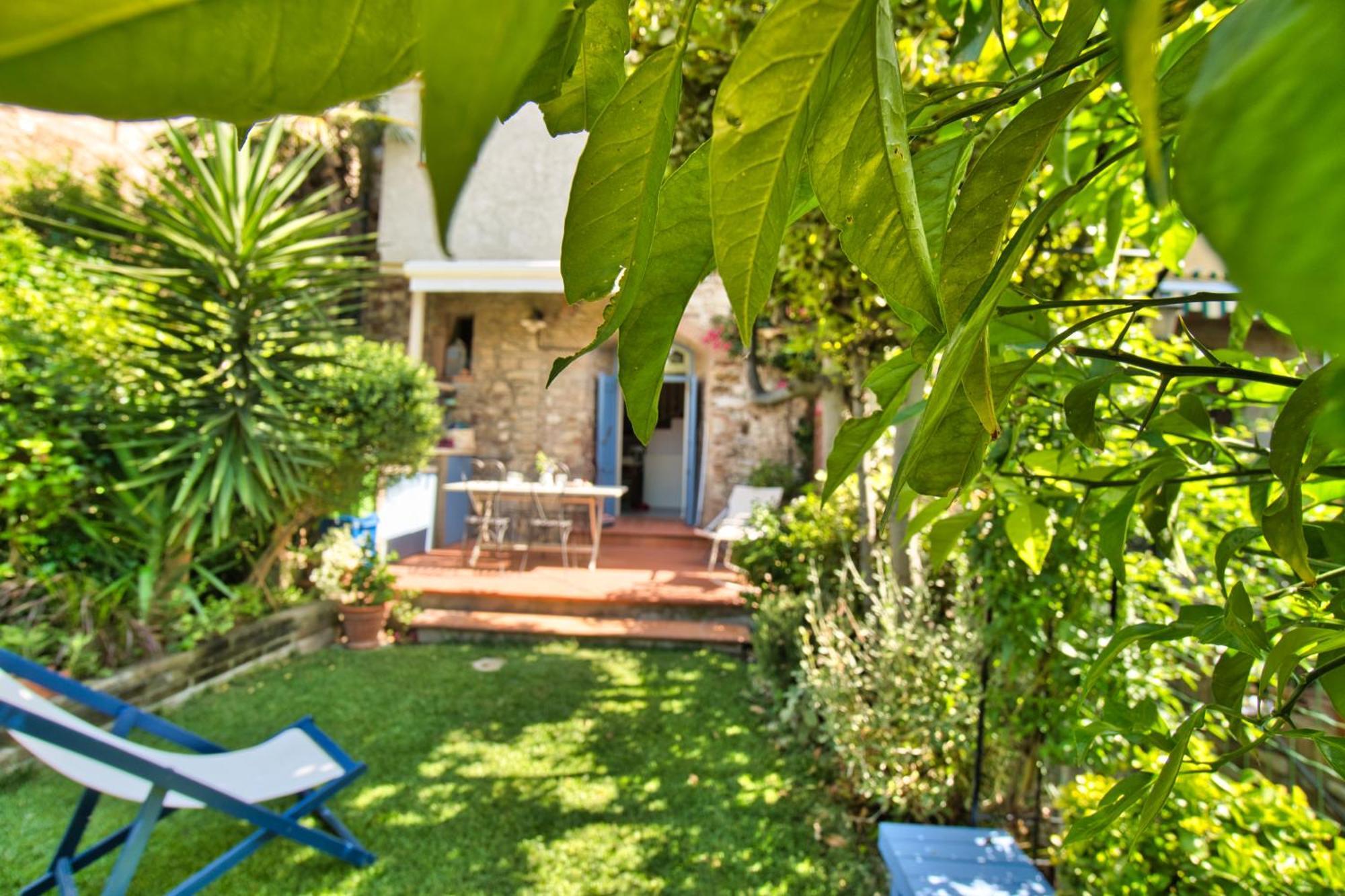 La Casa Nel Castello E Il Giardino Segreto Villa Суверето Екстериор снимка