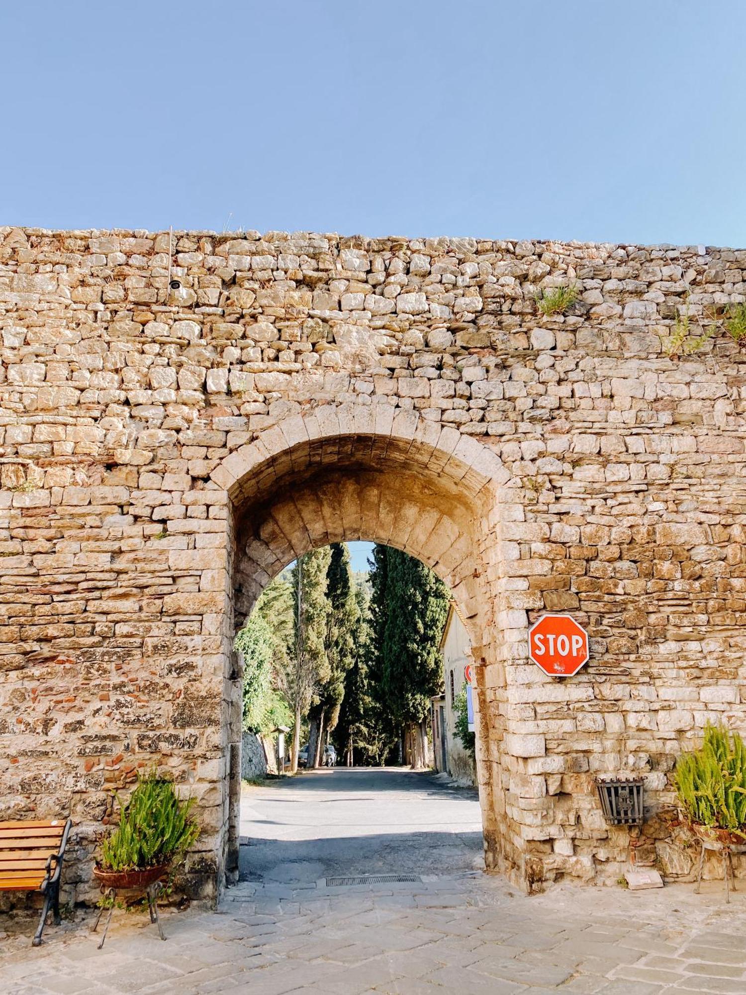La Casa Nel Castello E Il Giardino Segreto Villa Суверето Екстериор снимка