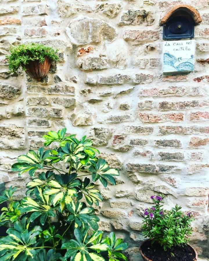 La Casa Nel Castello E Il Giardino Segreto Villa Суверето Екстериор снимка